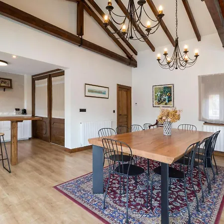 Impresionante Entre Mar Y Montana Holiday home