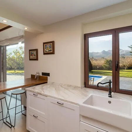 Holiday home Impresionante Entre Mar Y Montana *