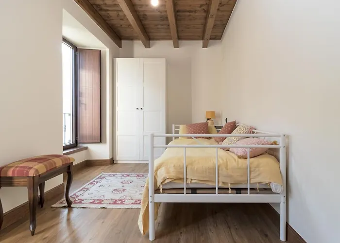 Impresionante Entre Mar Y Montana